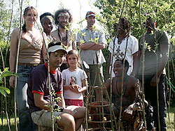 Holdet bag kortfilmen optaget i Mads's kolonihavehus!